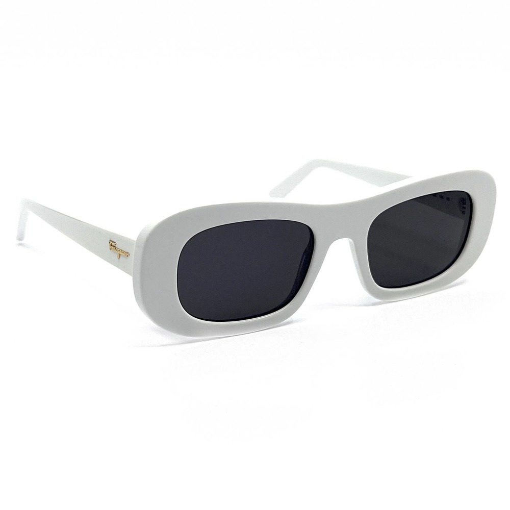 NEW!!! SALVATORE FERRAGAMO Sunglasses SF1046S 101 Authentic